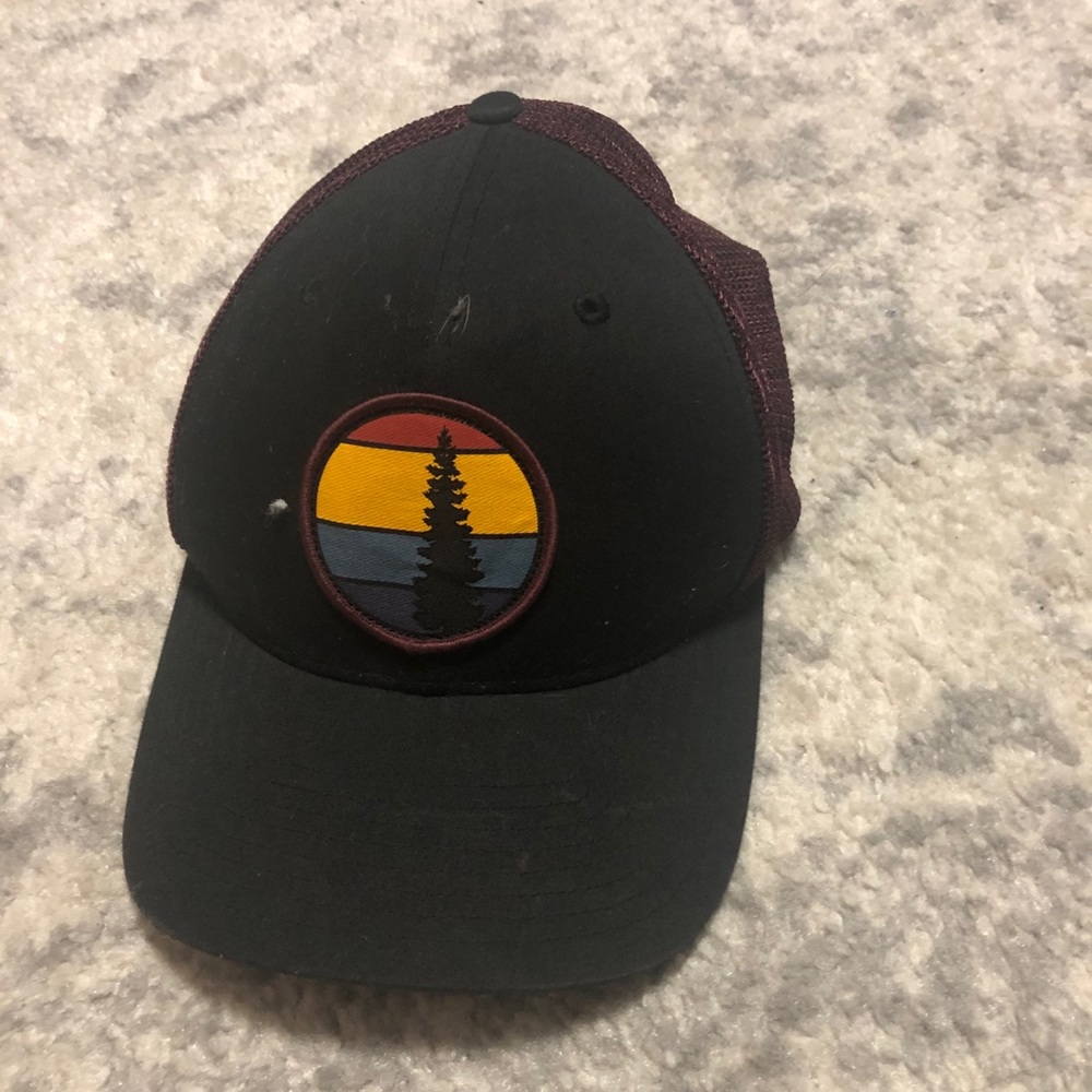 Columbia Trucker Hat